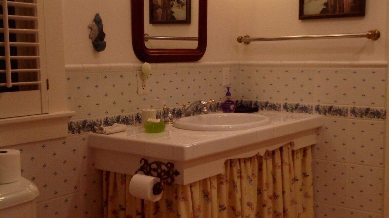 Photo of Bathroom in Beaufort