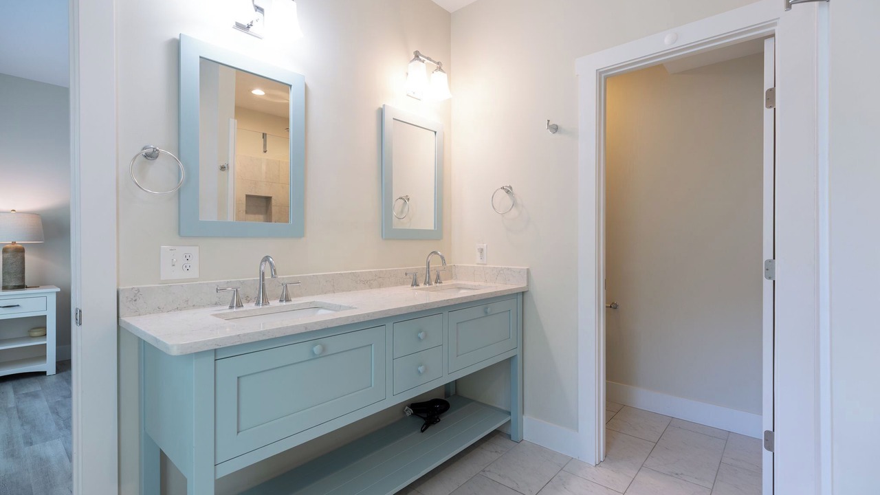 Photo of Bathroom in North Forest Beach