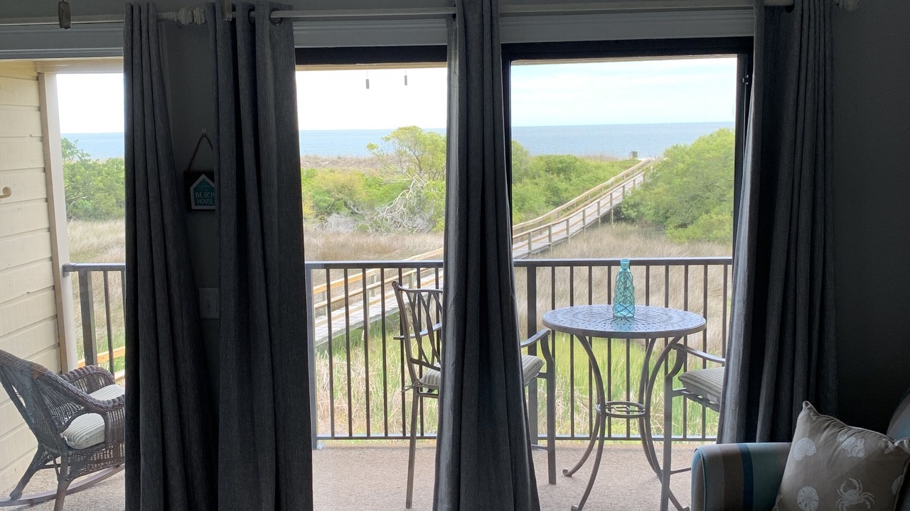 Photo of Livingroom in Folly Field