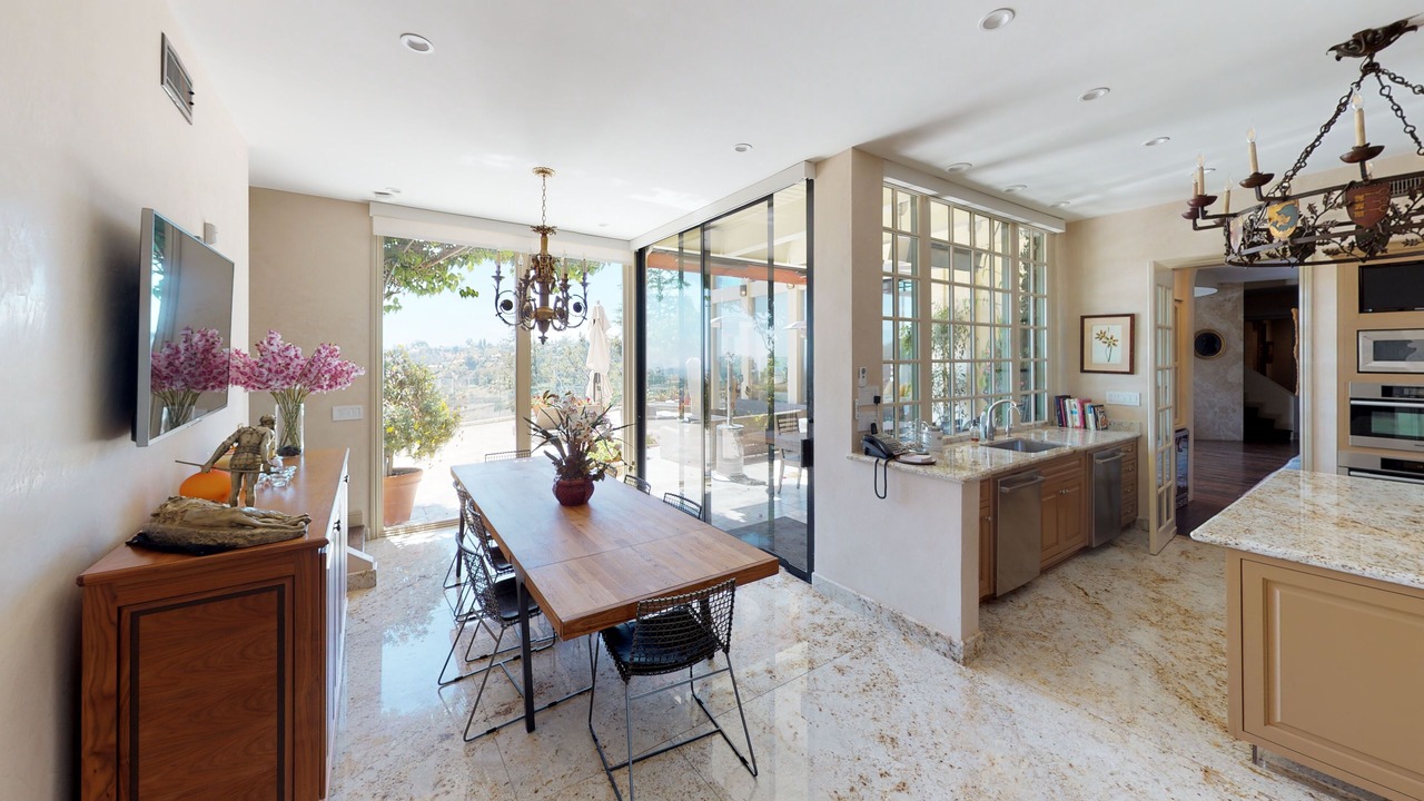 Photo of Kitchen in Beverly Glen