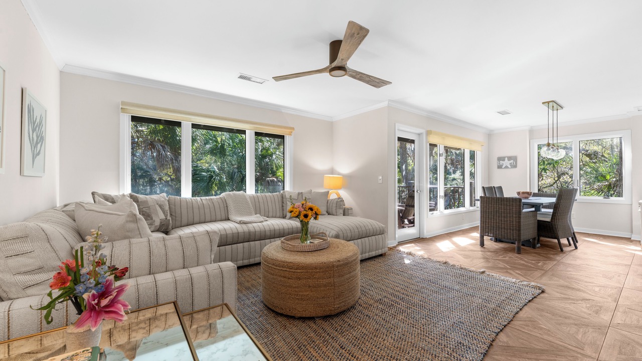 Photo of Livingroom in West Beach Village