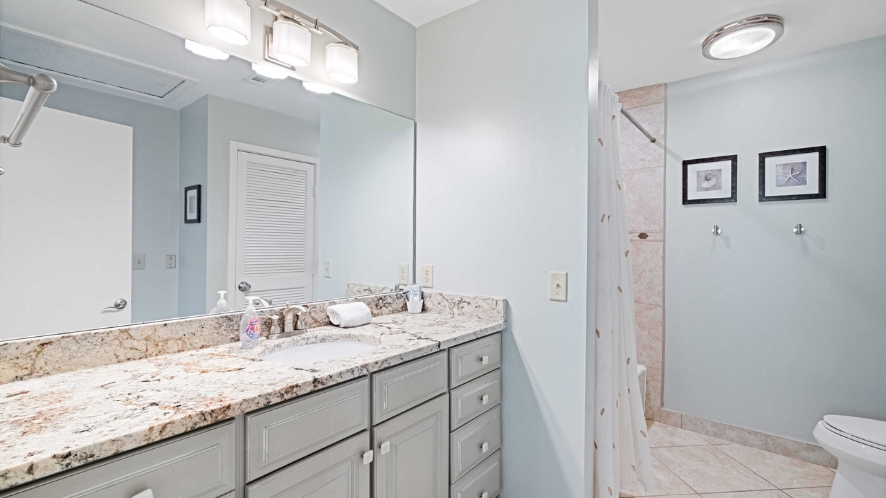 Photo of Bathroom in Palmetto Dunes
