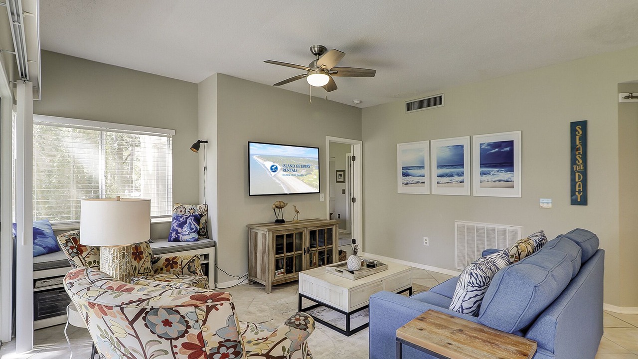 Photo of Livingroom in Palmetto Dunes