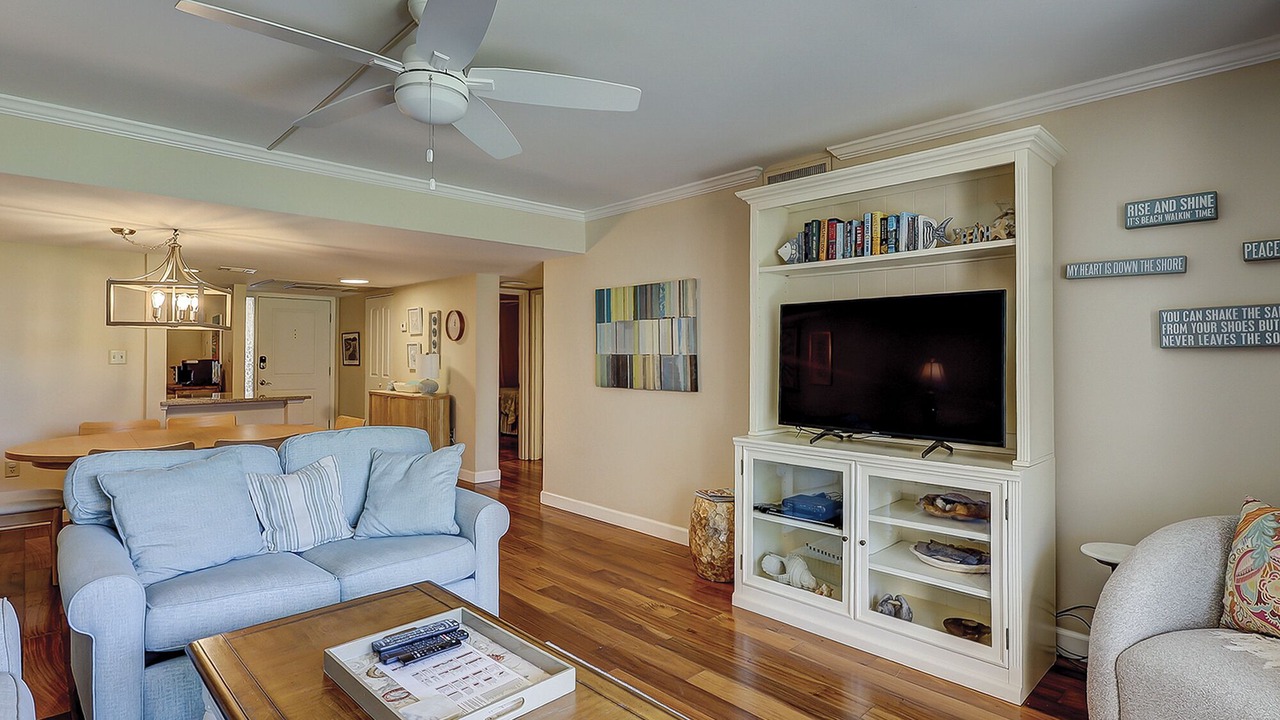 Photo of Livingroom in Folly Field