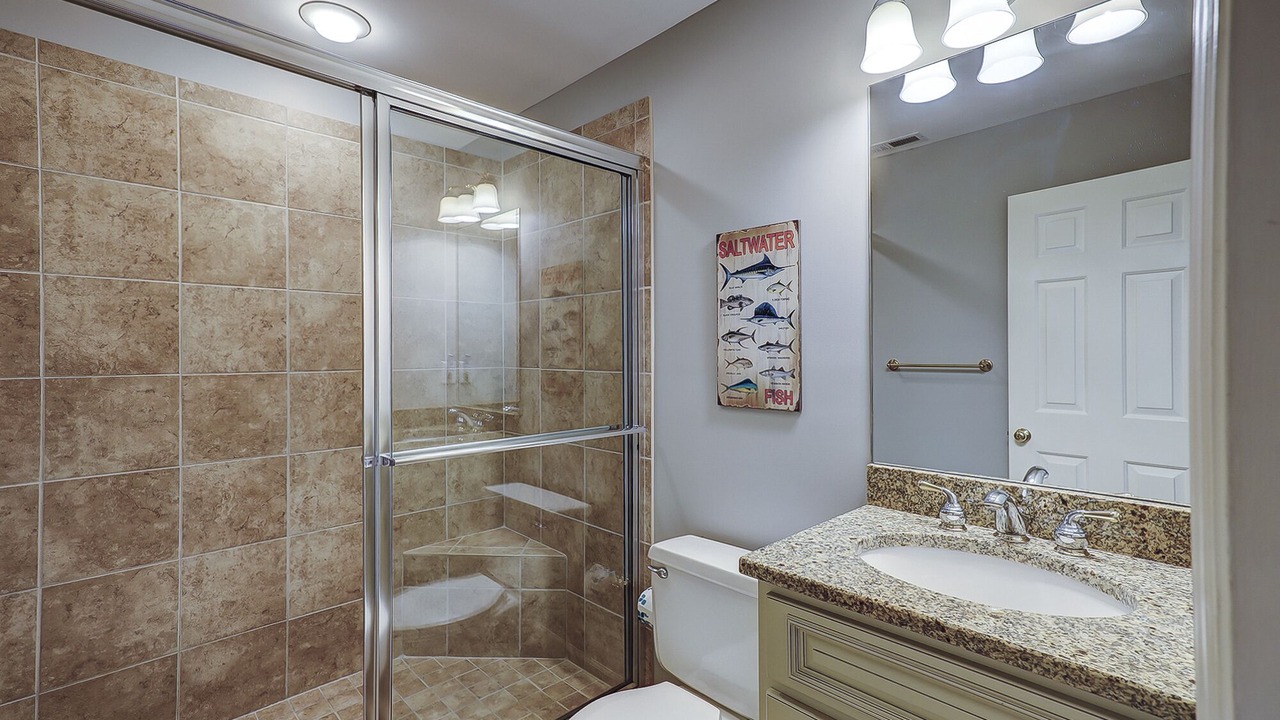 Photo of Bathroom in Shipyard Plantation