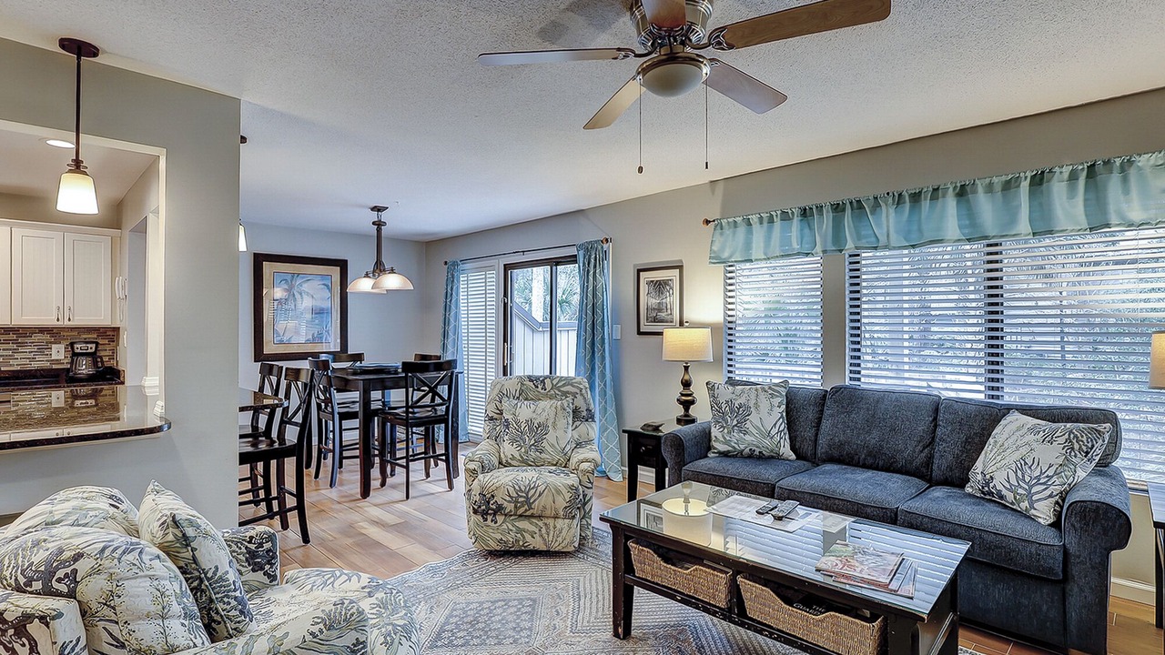 Photo of Livingroom in Shipyard Plantation