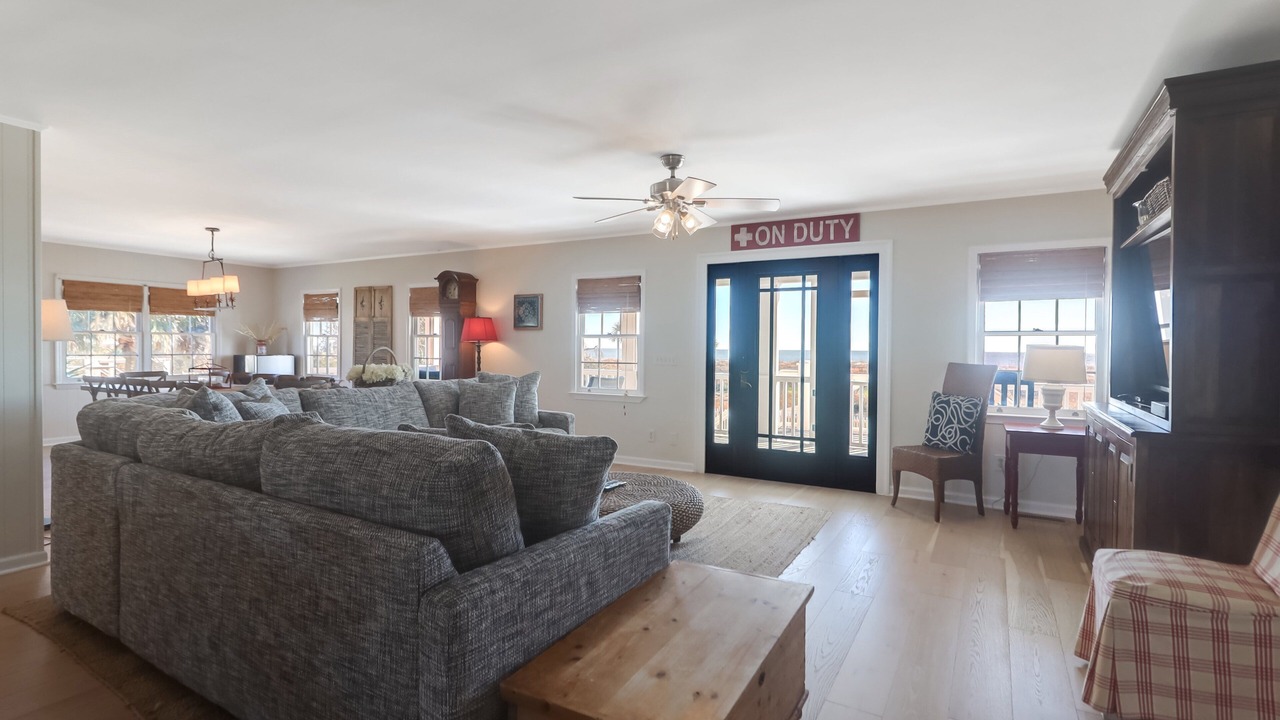 Photo of Livingroom in Isle of Palms