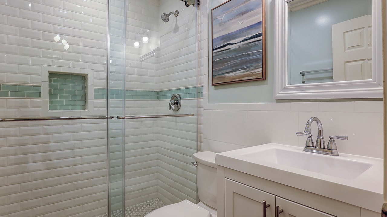 Photo of Bathroom in North Forest Beach