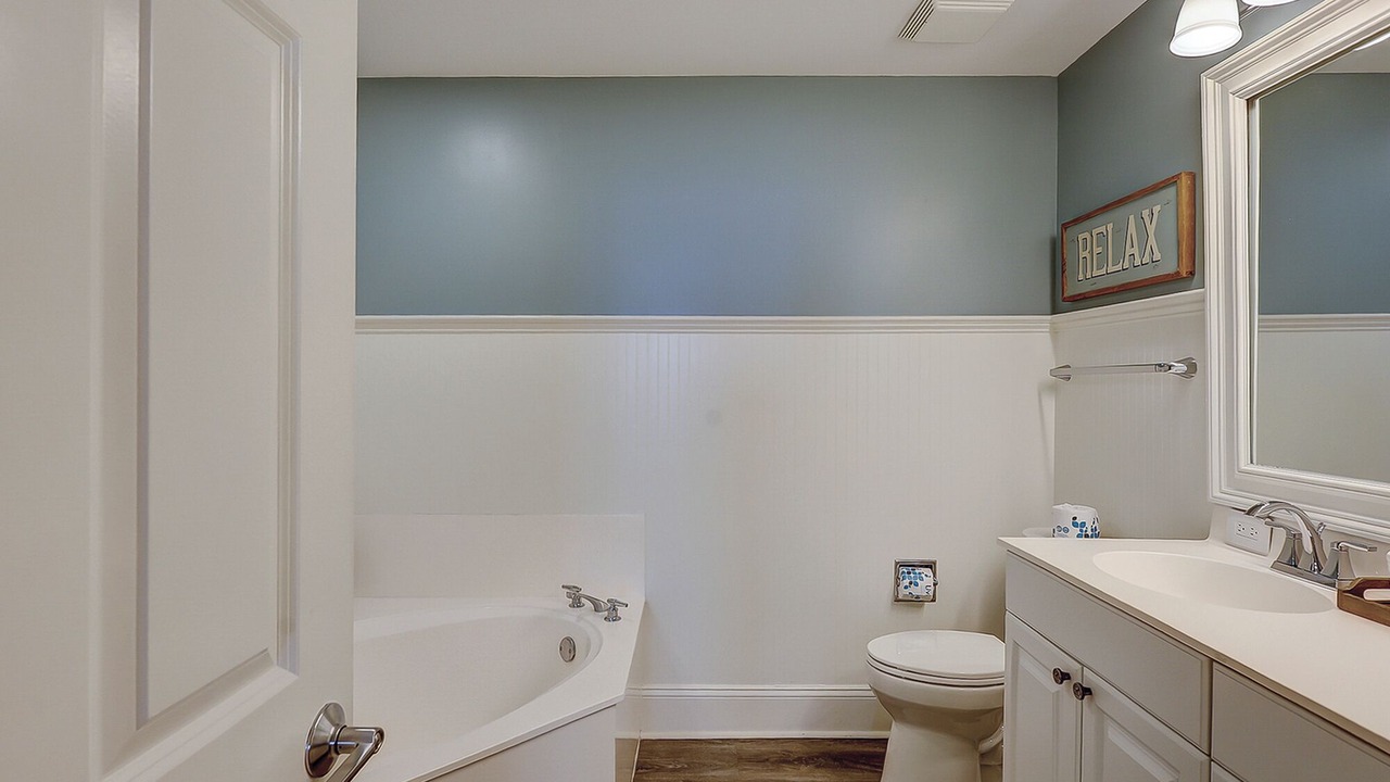 Photo of Bathroom in North Forest Beach