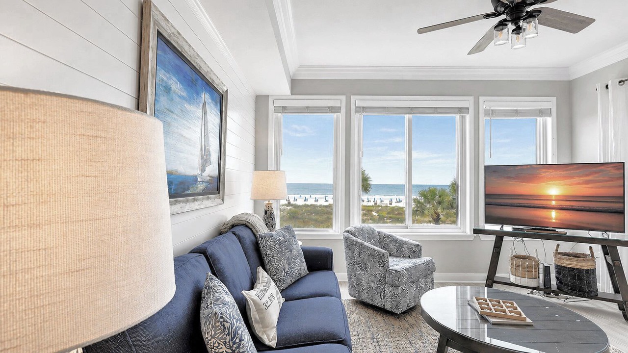 Photo of Livingroom in North Forest Beach