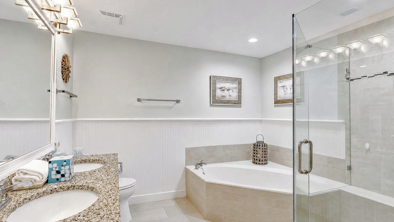 Photo of Bathroom in North Forest Beach