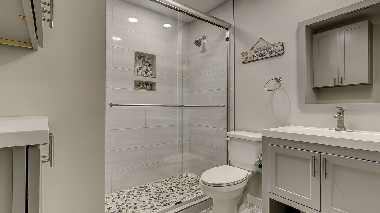 Photo of Bathroom in North Forest Beach