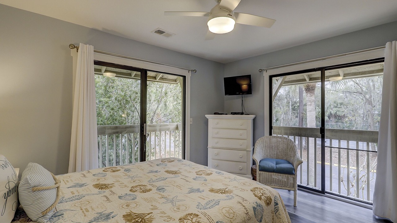 Photo of Bedroom in North Forest Beach