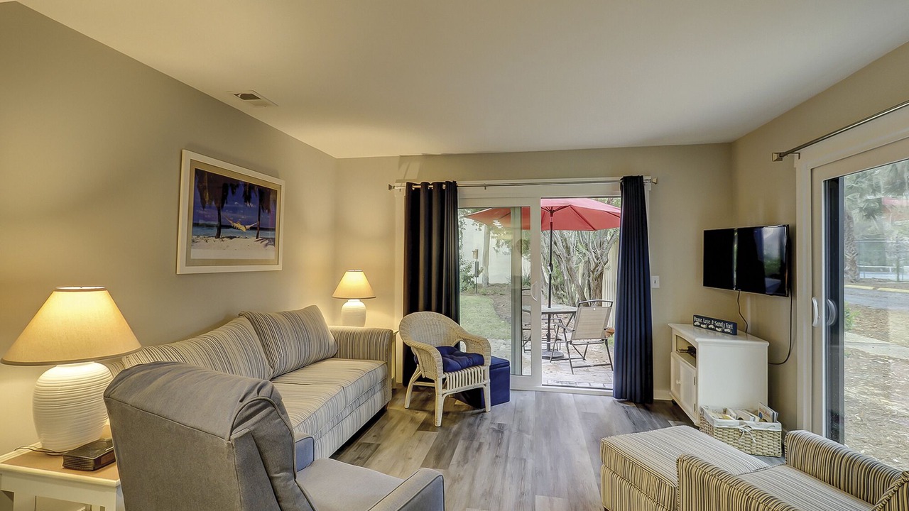Photo of Livingroom in North Forest Beach