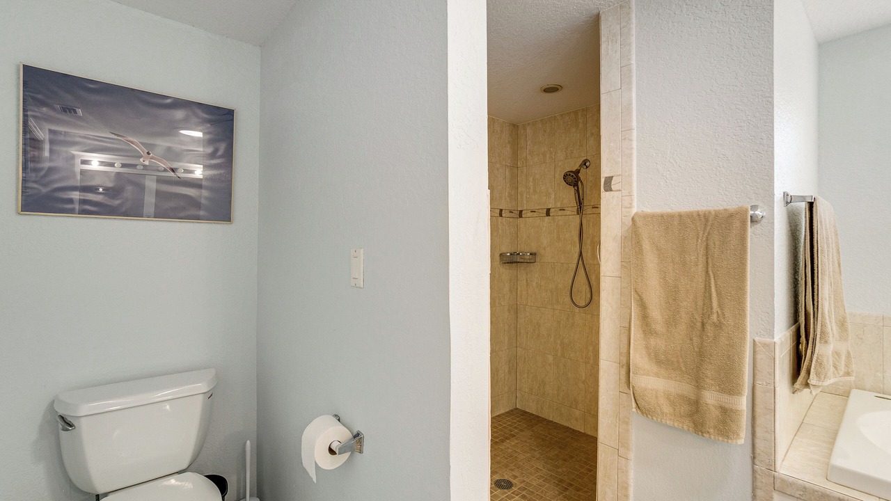 Photo of Bathroom in Englewood South
