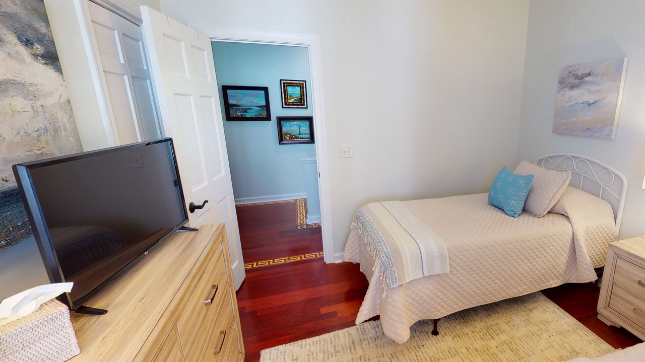 Photo of Bedroom in Ocean Point