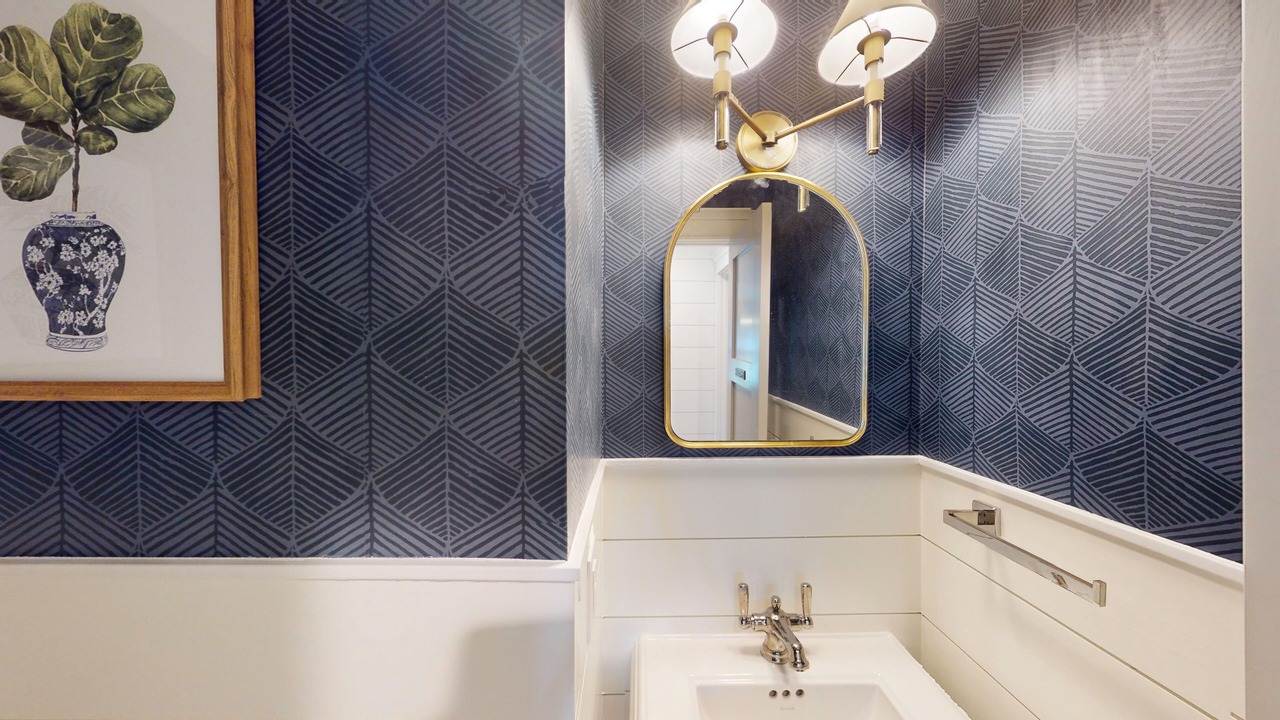 Photo of Bathroom in Pelican Bay
