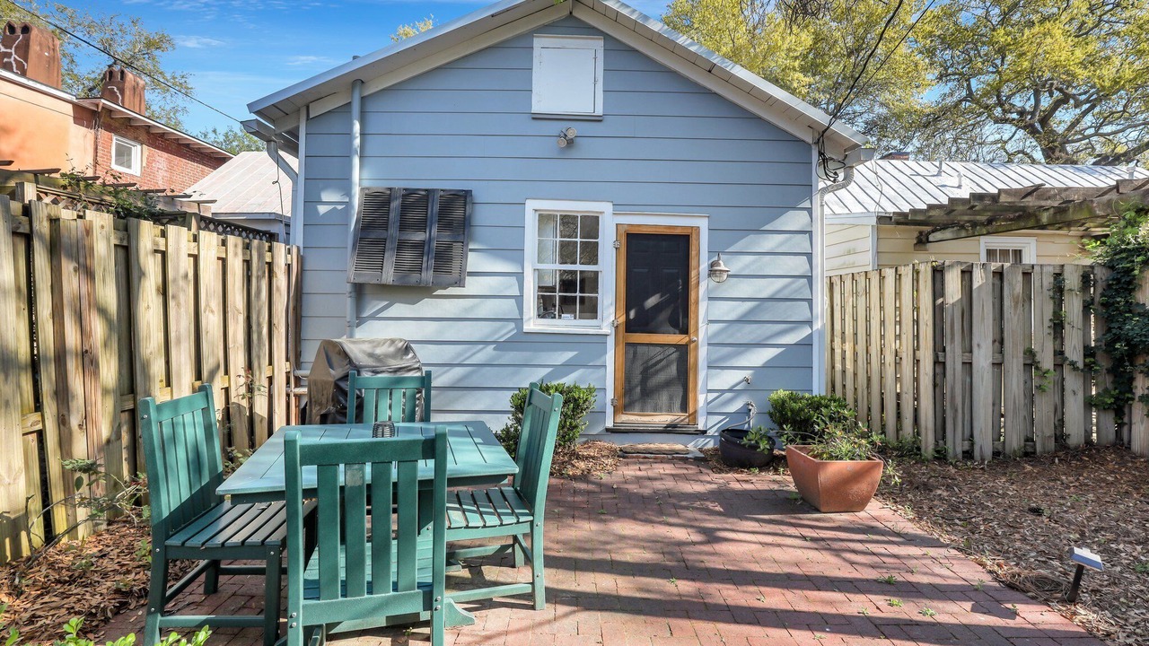 Photo of Outdoor in Beach Institute