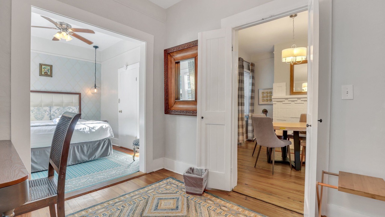 Photo of Bedroom in Beach Institute