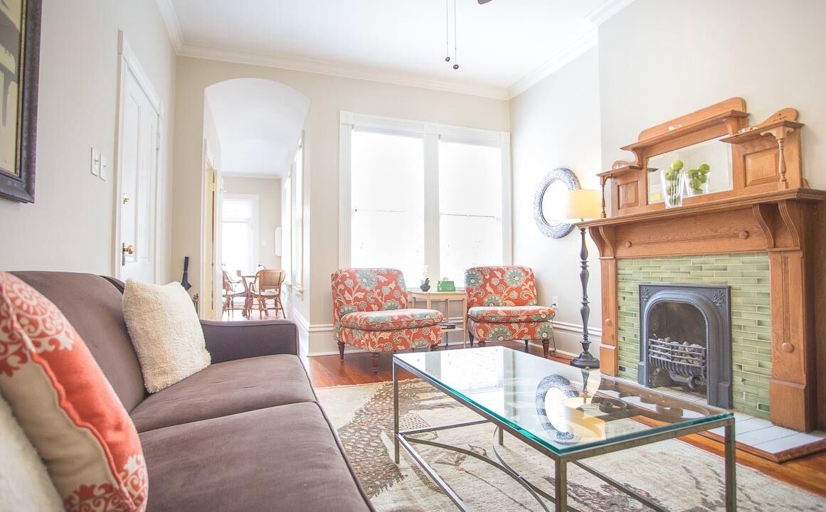 Photo of Livingroom in Savannah Victorian District