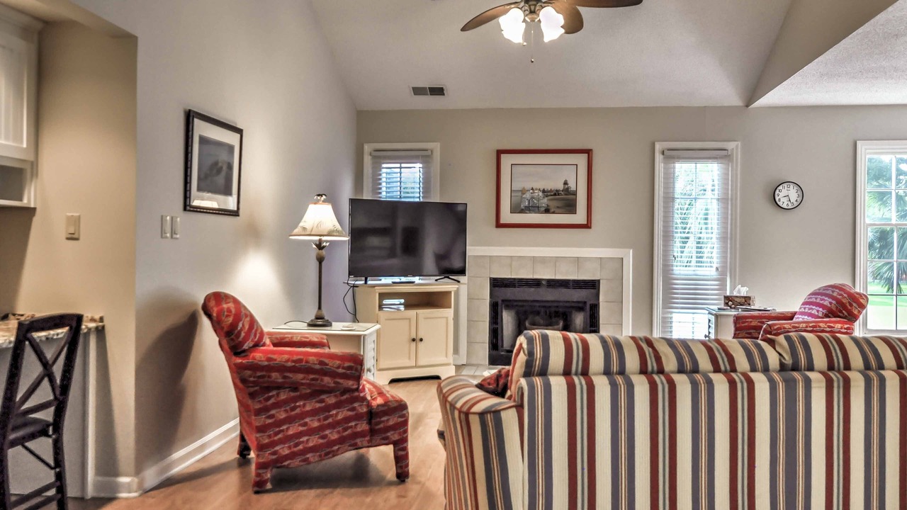 Photo of Livingroom in Shipyard Plantation