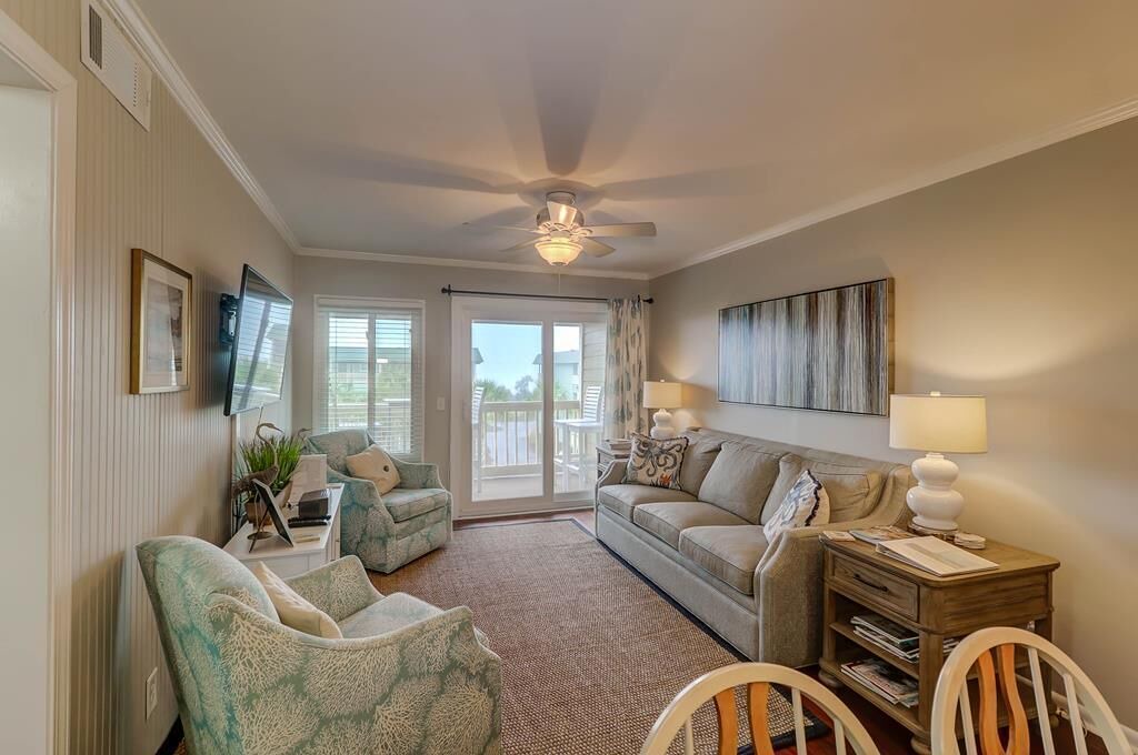 Photo of Livingroom in Isle of Palms
