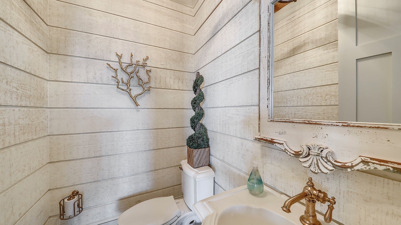 Photo of Bathroom in North Forest Beach