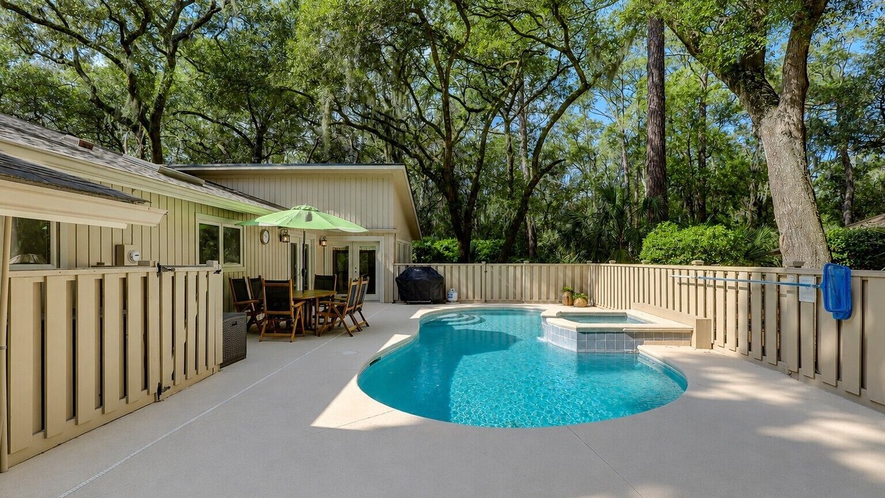 Photo of Outdoor in Heritage Woods