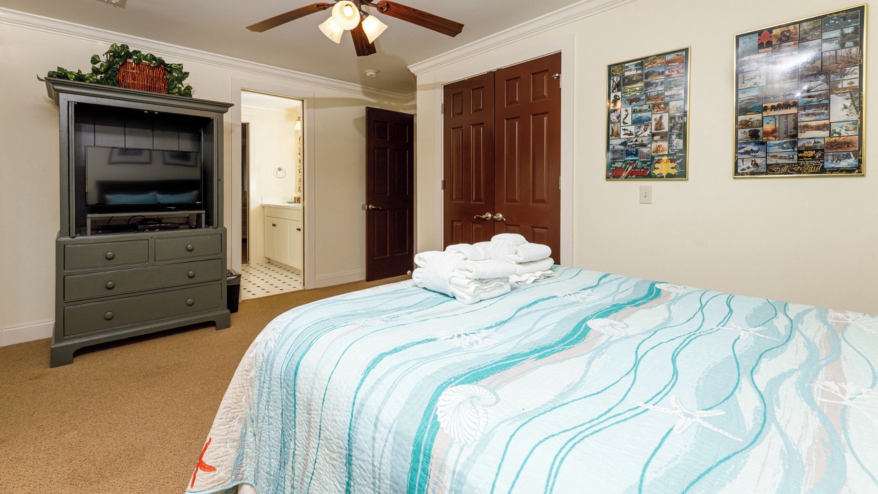 Photo of Bedroom in North Forest Beach