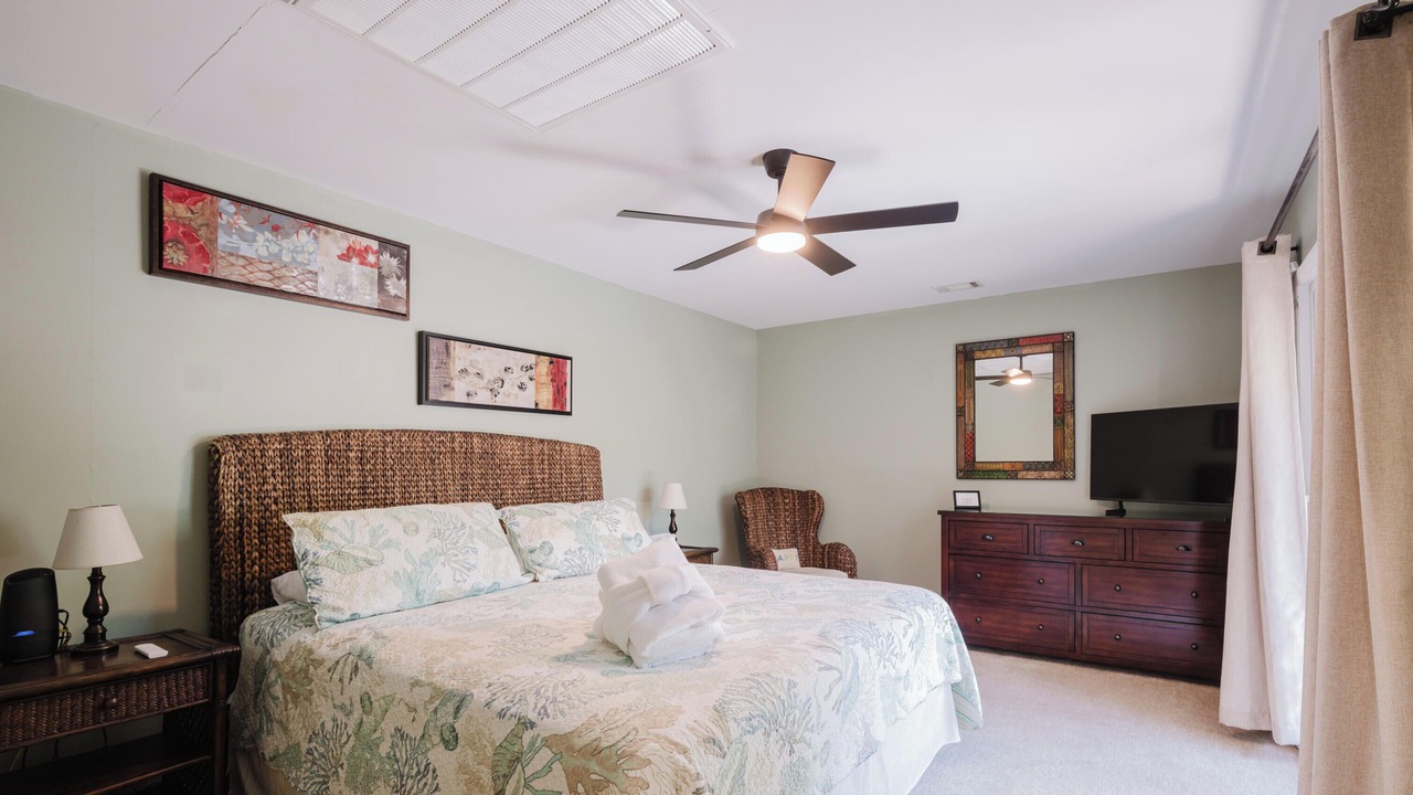 Photo of Bedroom in North Forest Beach