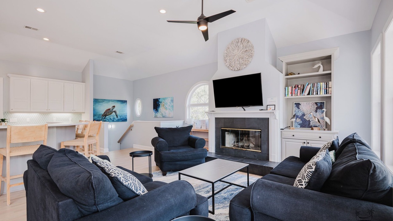 Photo of Livingroom in North Forest Beach