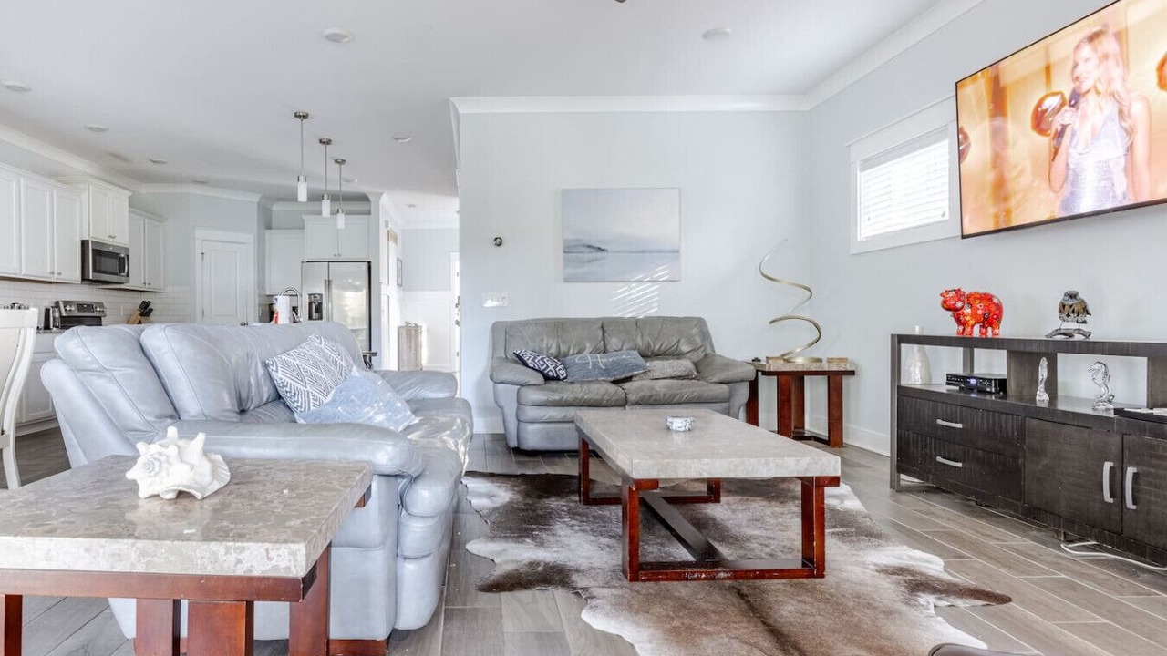 Photo of Livingroom in Folly Field