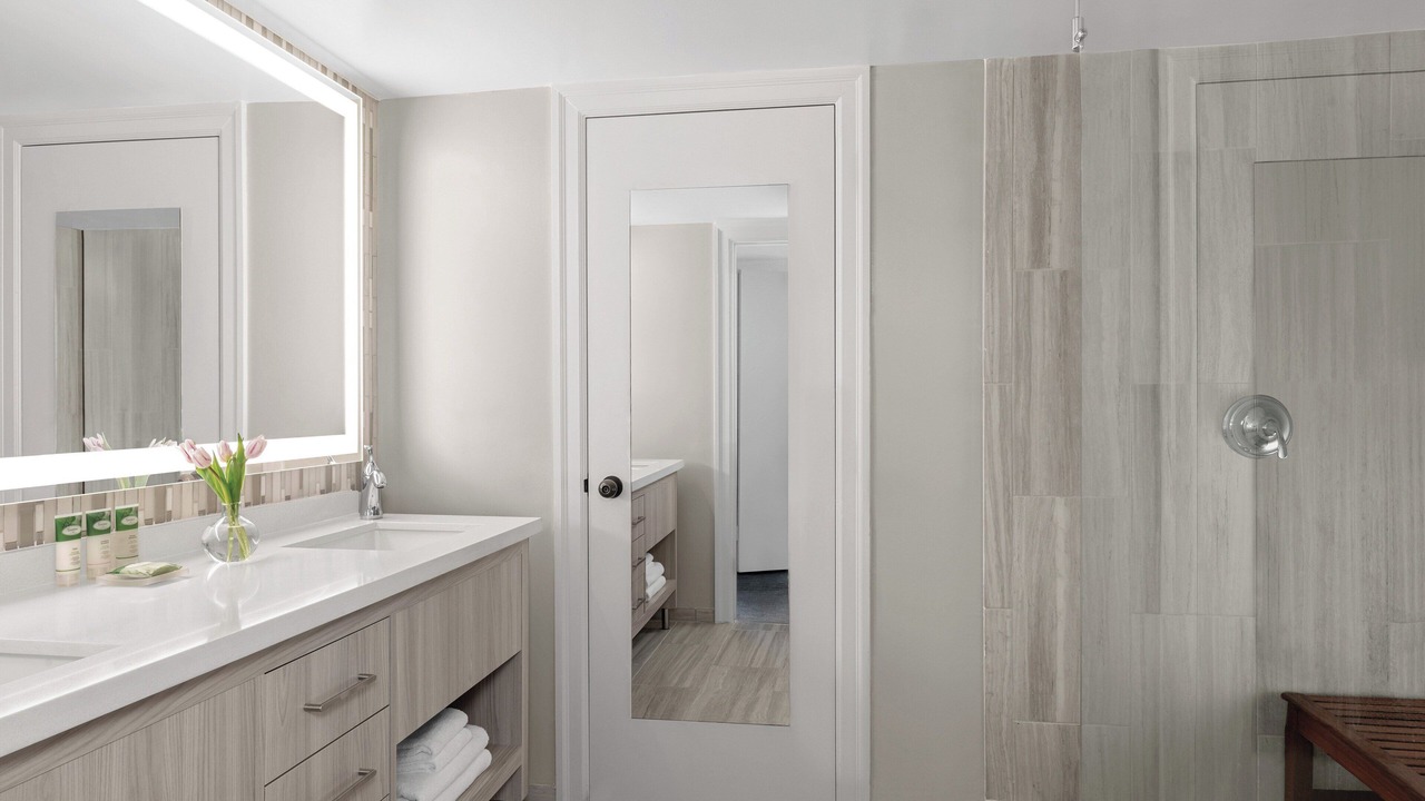 Photo of Bathroom in Harbour Town