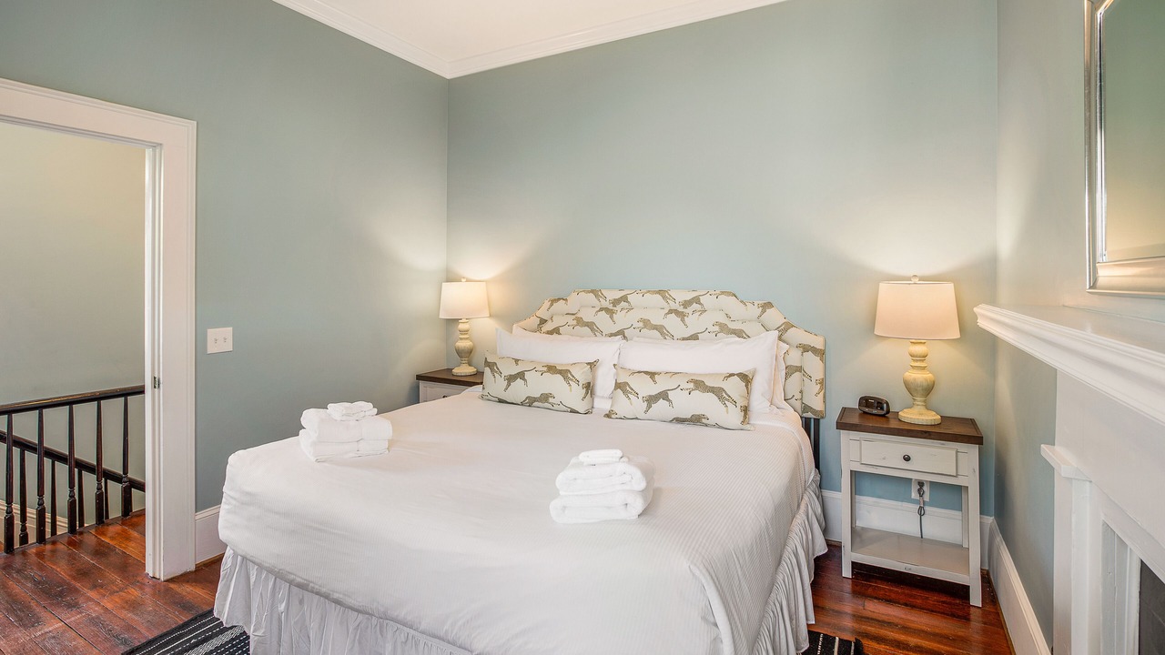 Photo of Bedroom in Beach Institute