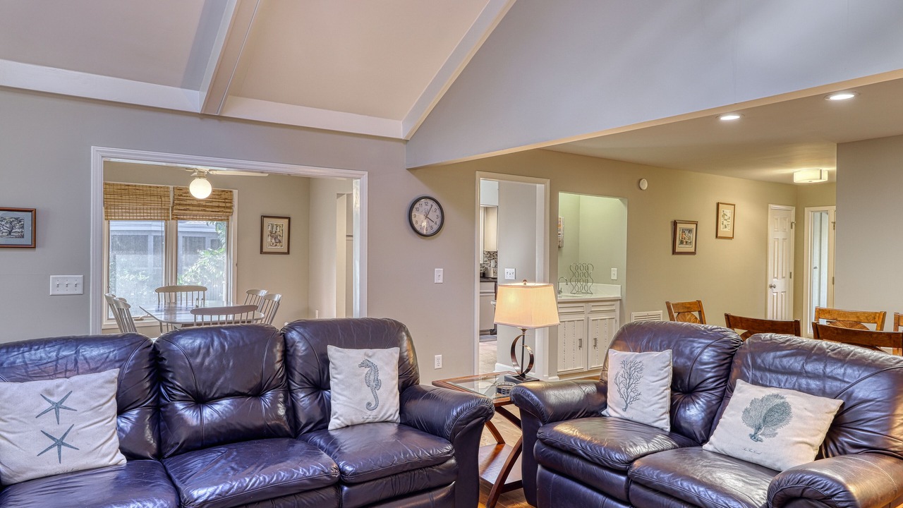 Photo of Livingroom in West Beach