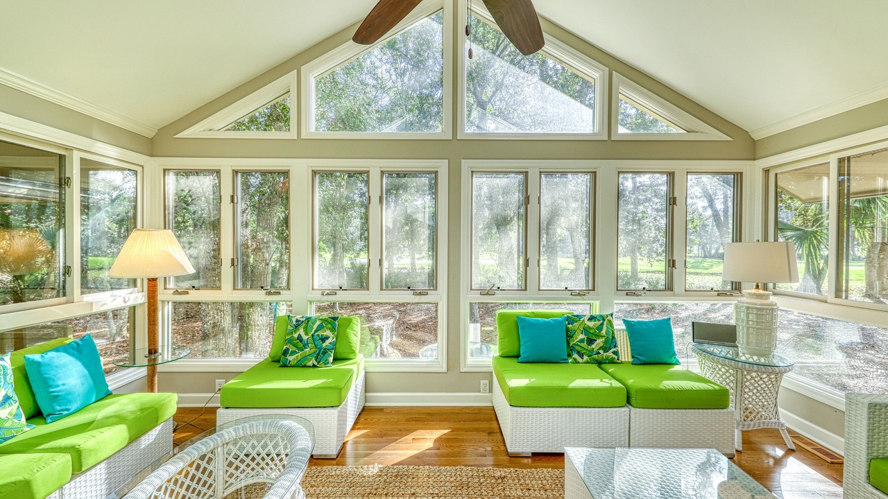 Photo of Livingroom in West Beach