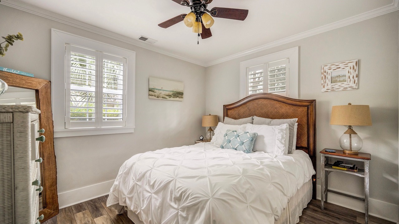 Photo of Bedroom in Pigeon Point