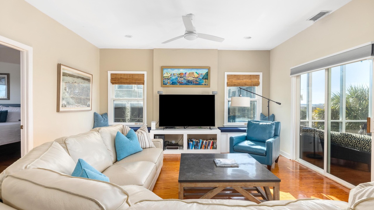 Photo of Livingroom in Folly Beach