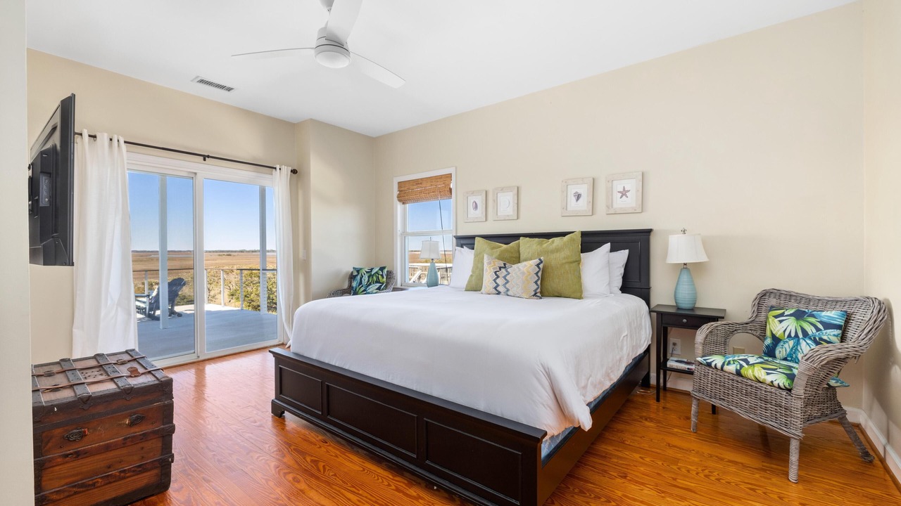 Photo of Bedroom in Folly Beach