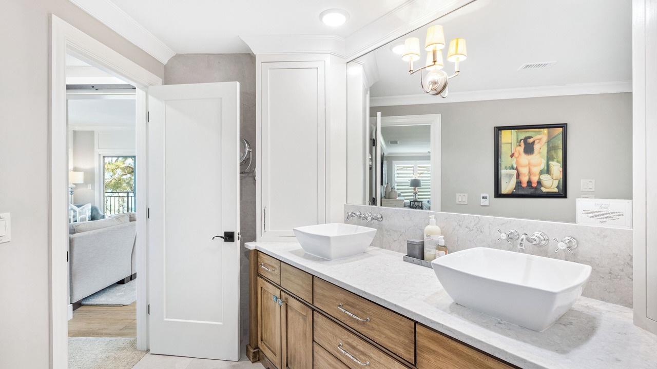 Photo of Bathroom in South Beach