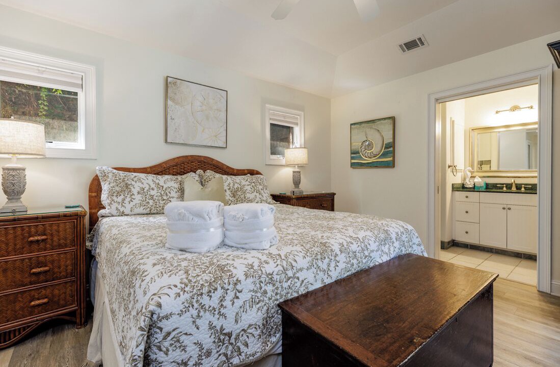 Photo of Bedroom in North Forest Beach