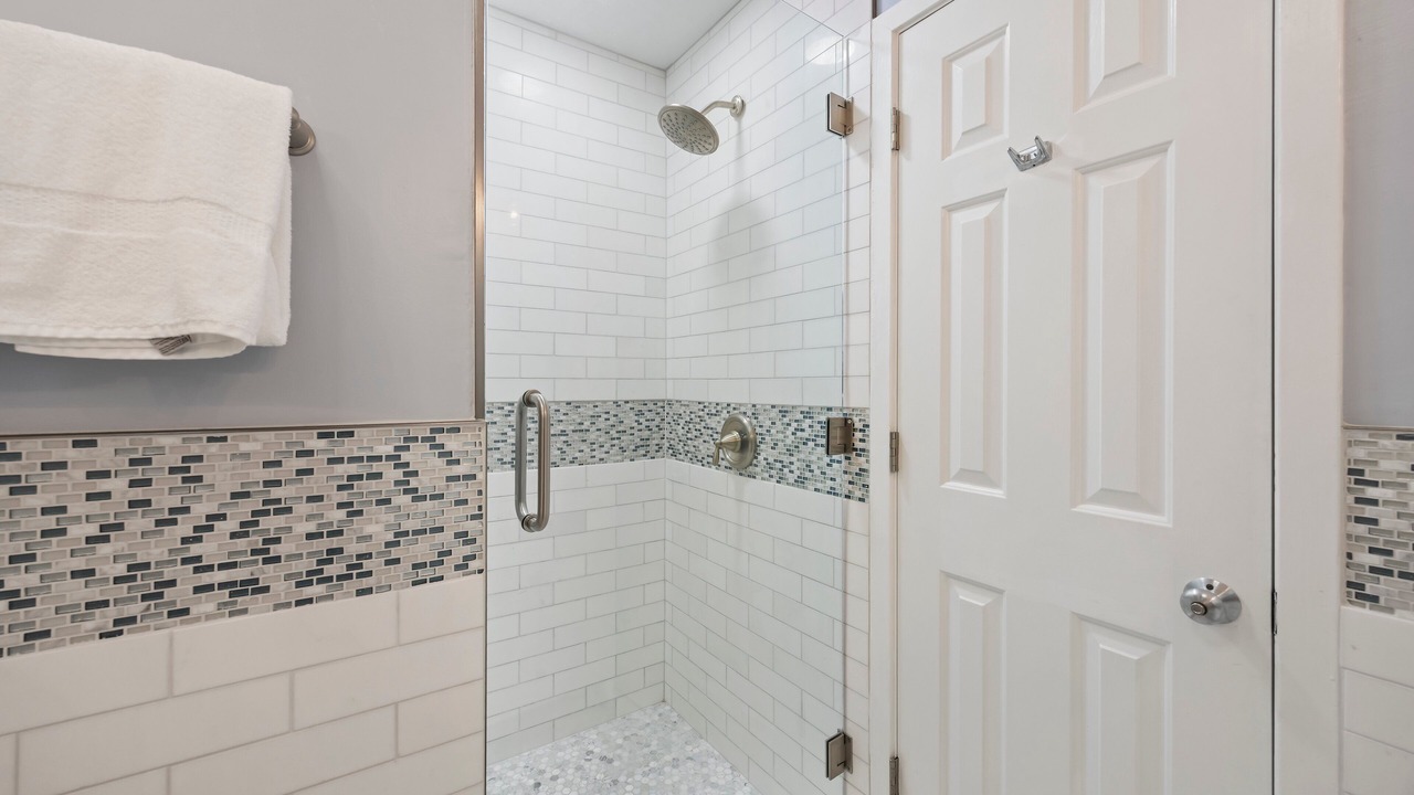 Photo of Bathroom in Pelican Bay