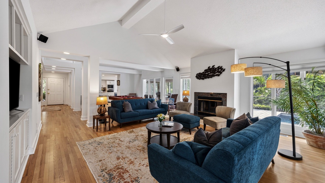 Photo of Livingroom in Vanderhorst Plantation