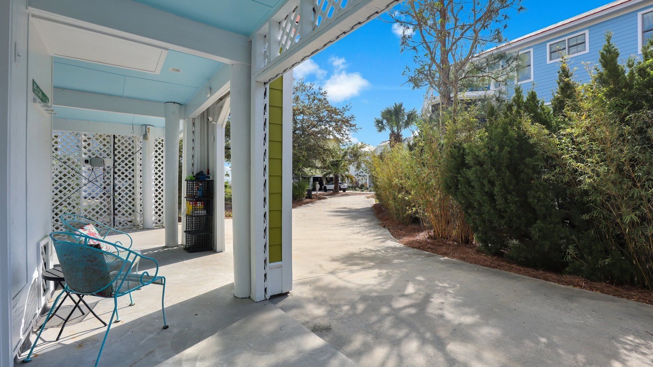 Photo of Patio Balcony in Oceanmarsh Subdivision