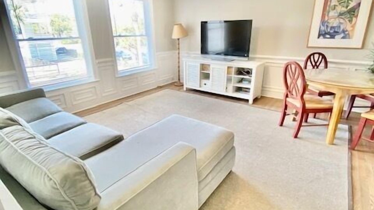 Photo of Livingroom in Sullivan's Island
