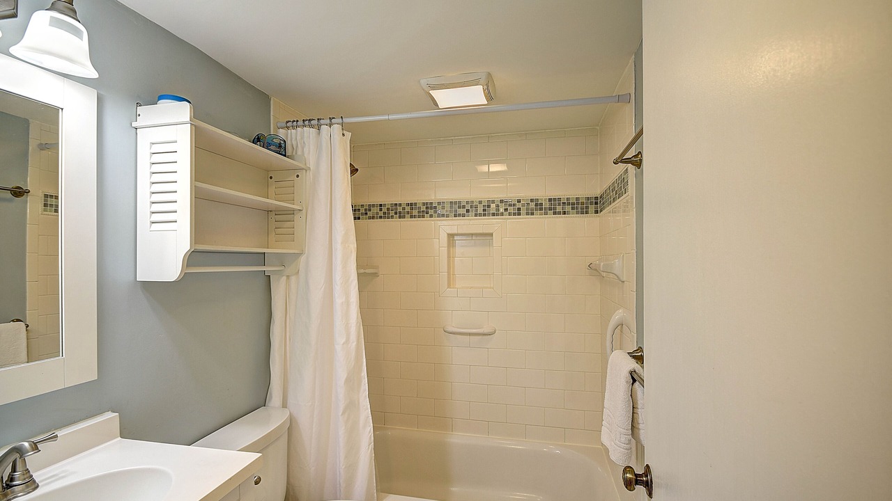 Photo of Bathroom in North Forest Beach