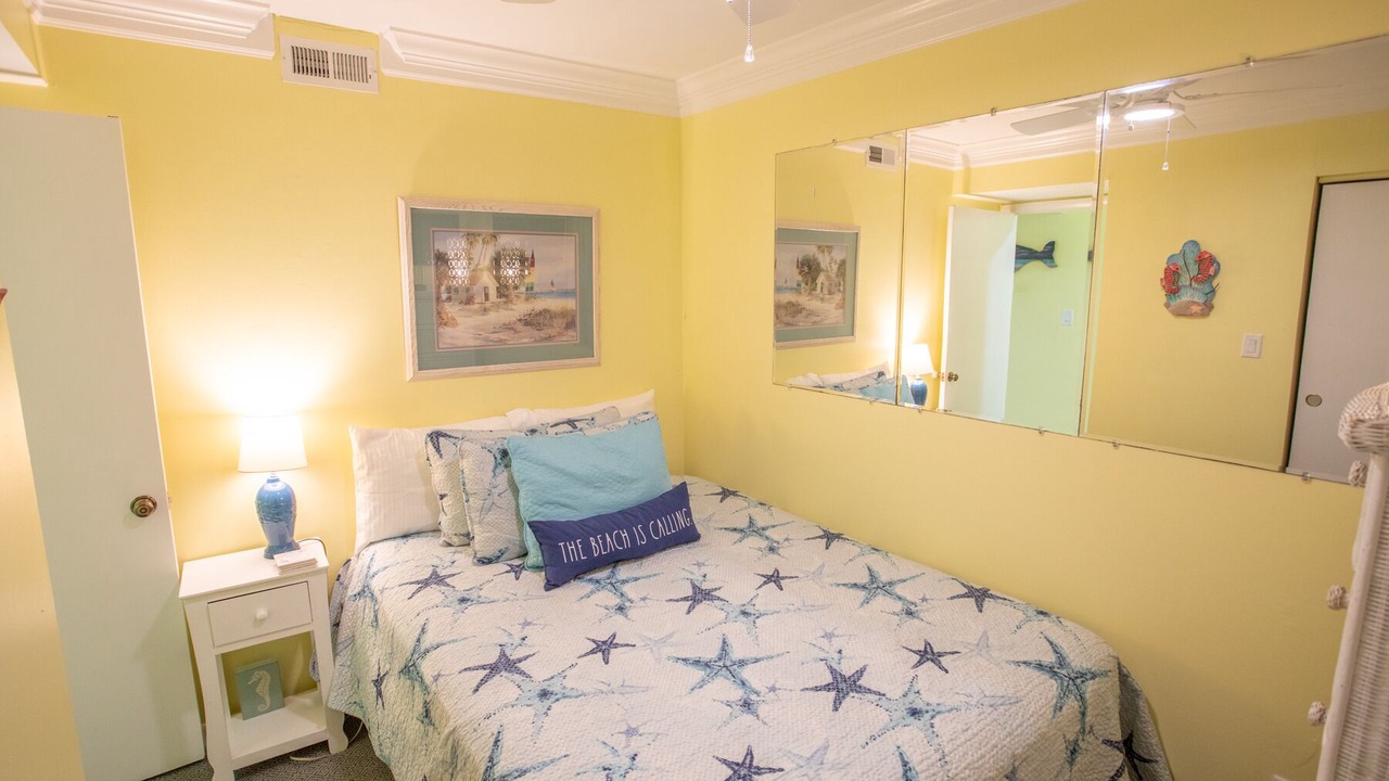 Photo of Bedroom in North Forest Beach