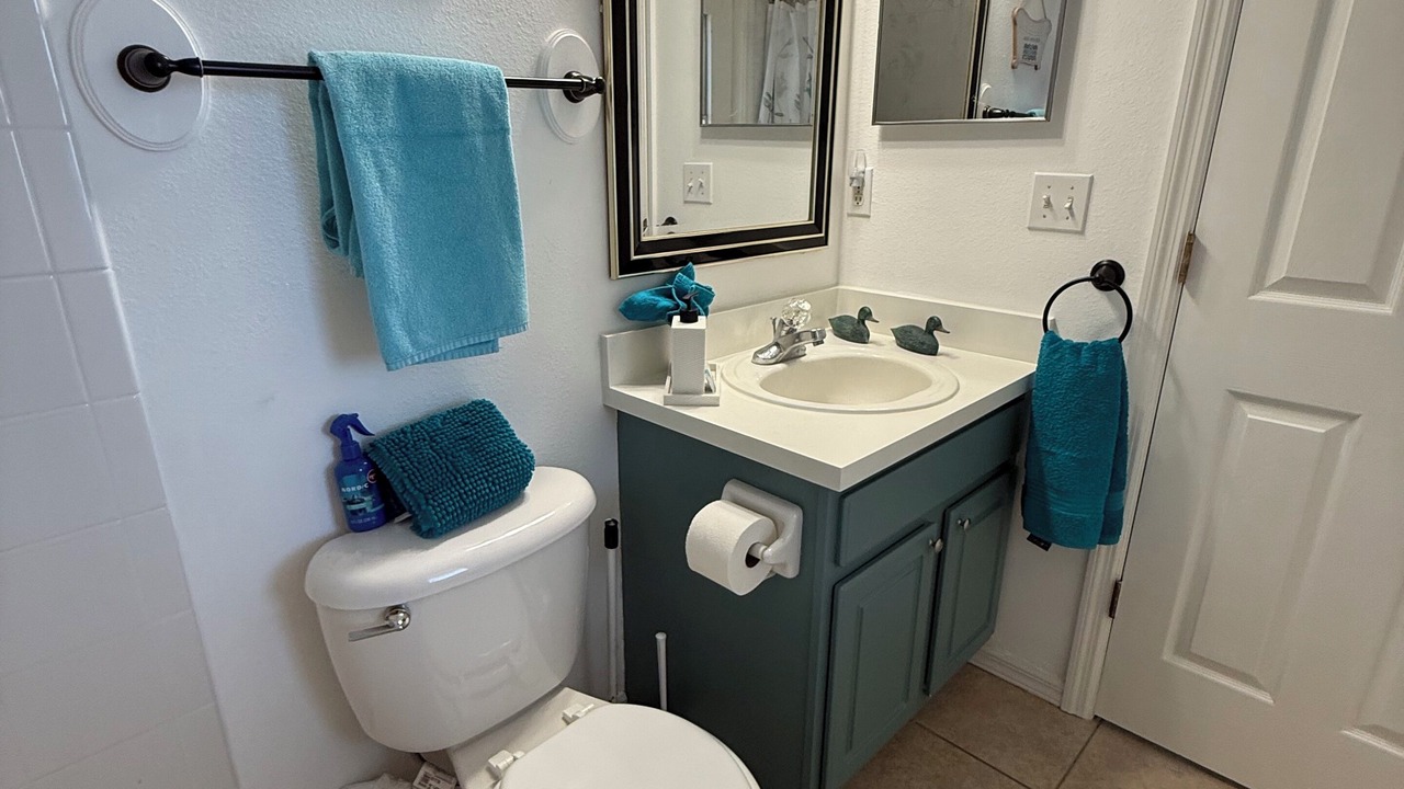 Photo of Bathroom in Bridgewater Crossing