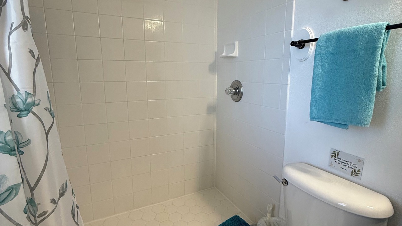 Photo of Bathroom in Bridgewater Crossing