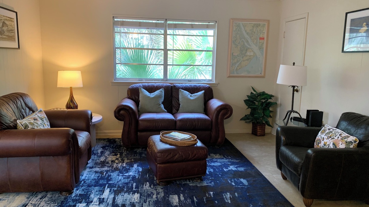 Photo of Livingroom in North Forest Beach